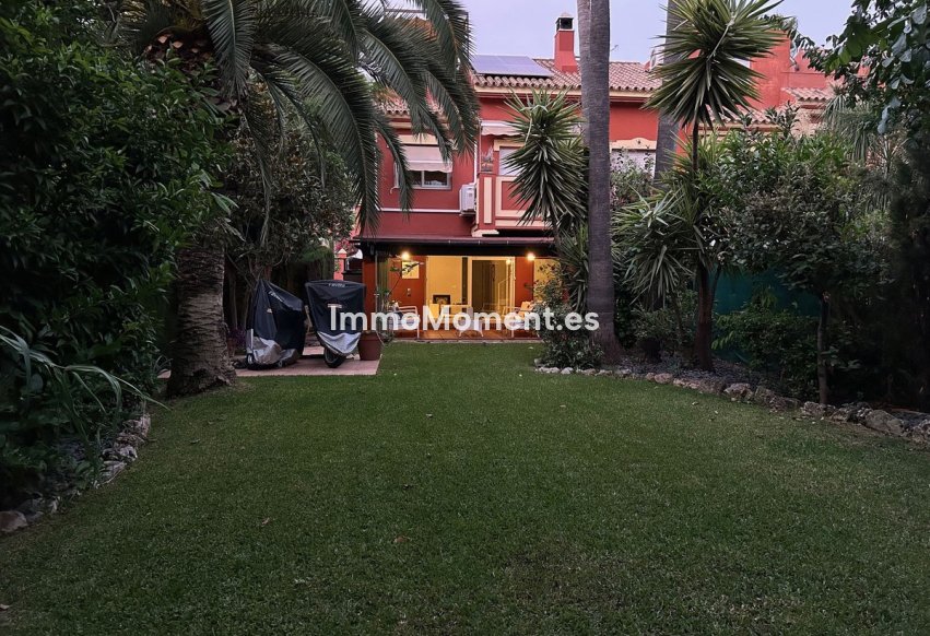 Bestaande woning - Rijtjeshuis - Estepona  - Atalaya