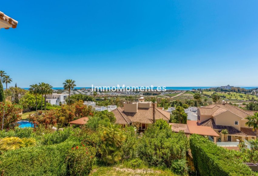 Bestaande woning - Rijtjeshuis - Estepona  - Atalaya