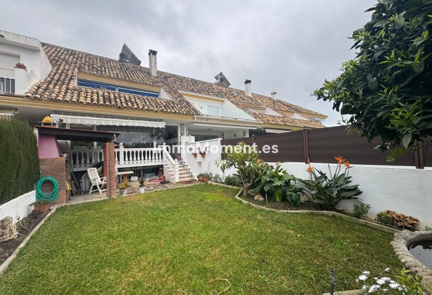 Bestaande woning - Rijtjeshuis - Estepona  - Atalaya
