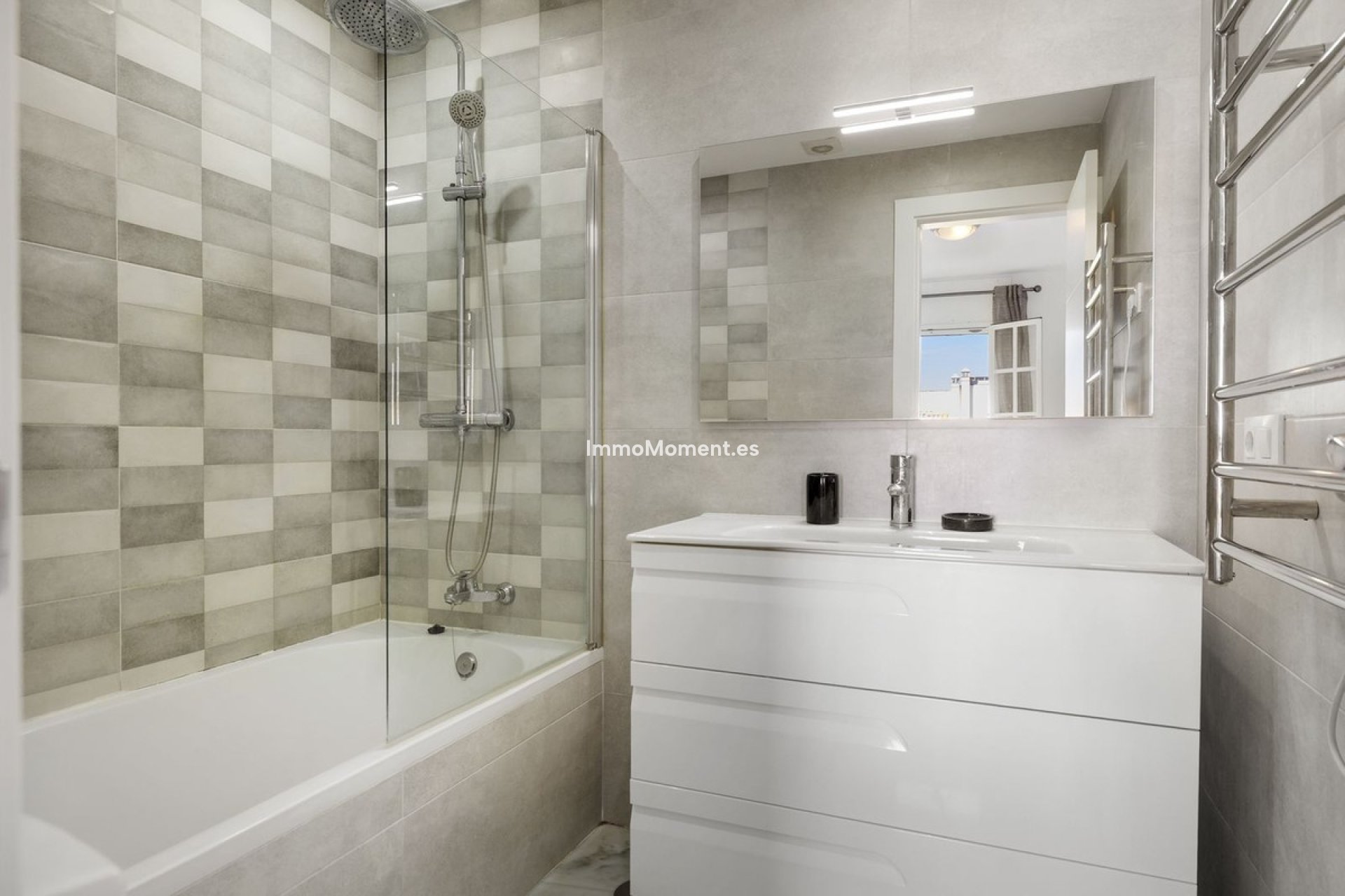 Bestaande woning - Rijtjeshuis - Estepona  - Bel Air