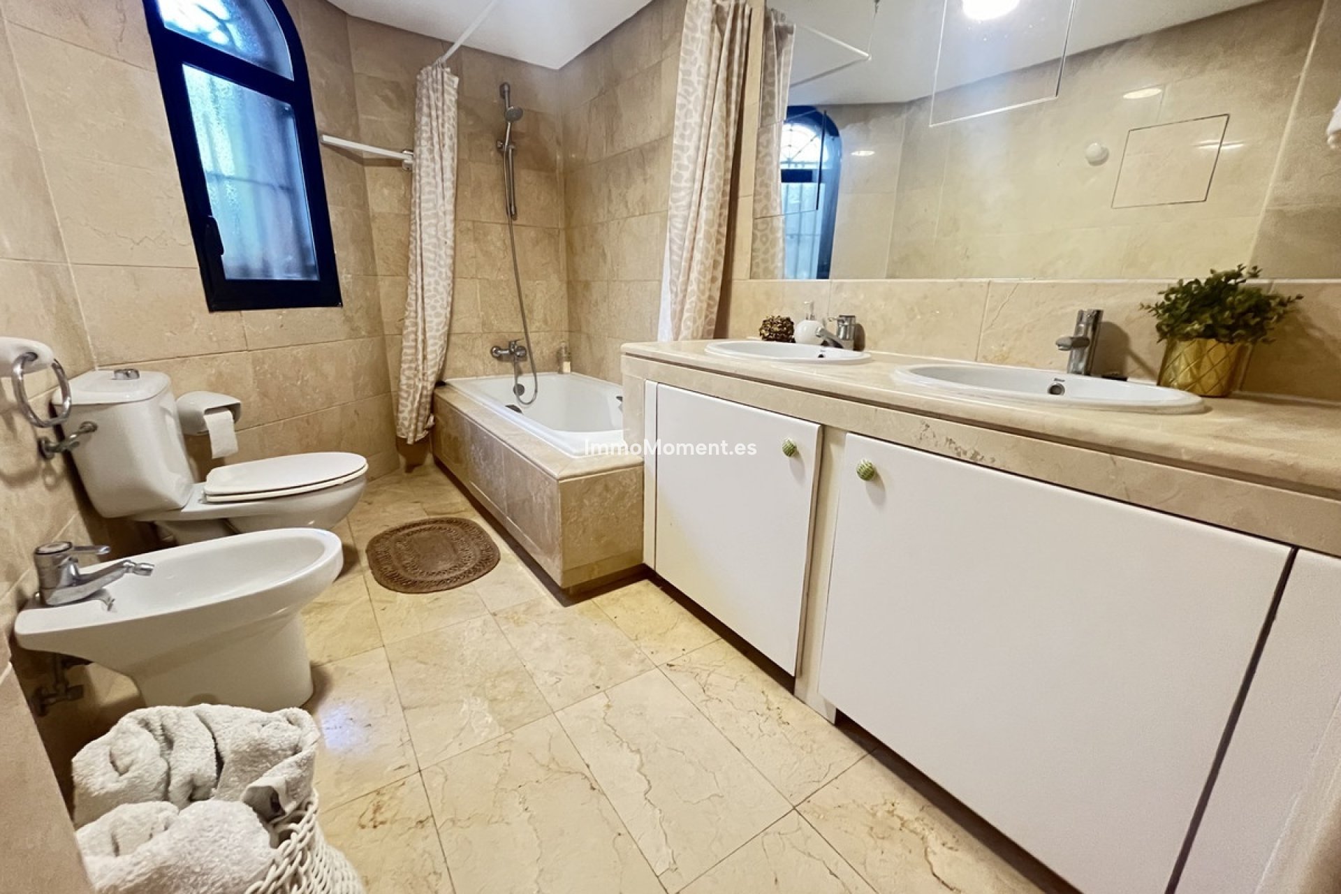 Bestaande woning - Rijtjeshuis - Estepona  - Costalita