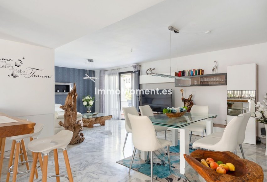 Bestaande woning - Rijtjeshuis - Estepona  - Costalita
