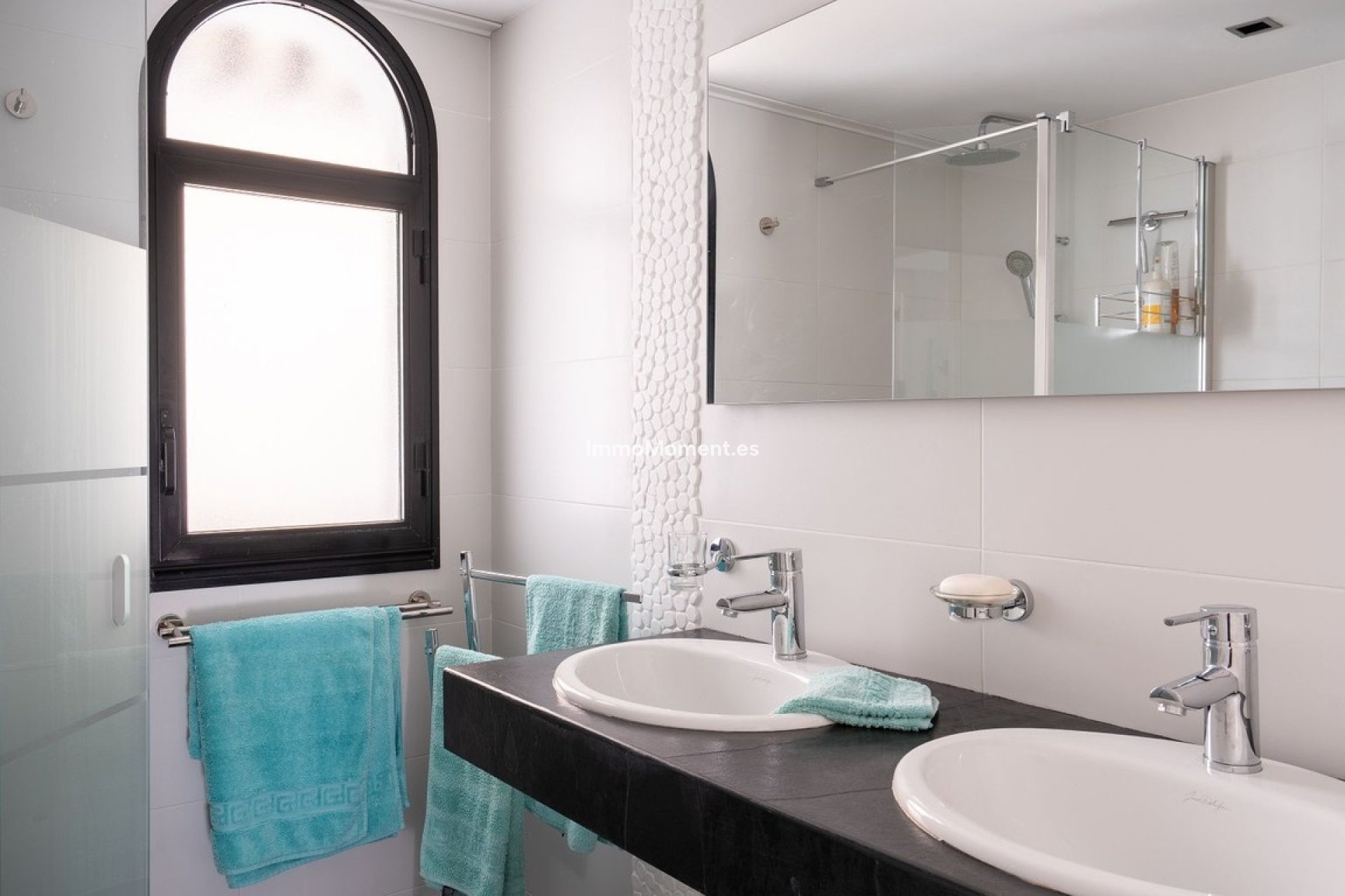 Bestaande woning - Rijtjeshuis - Estepona  - Costalita