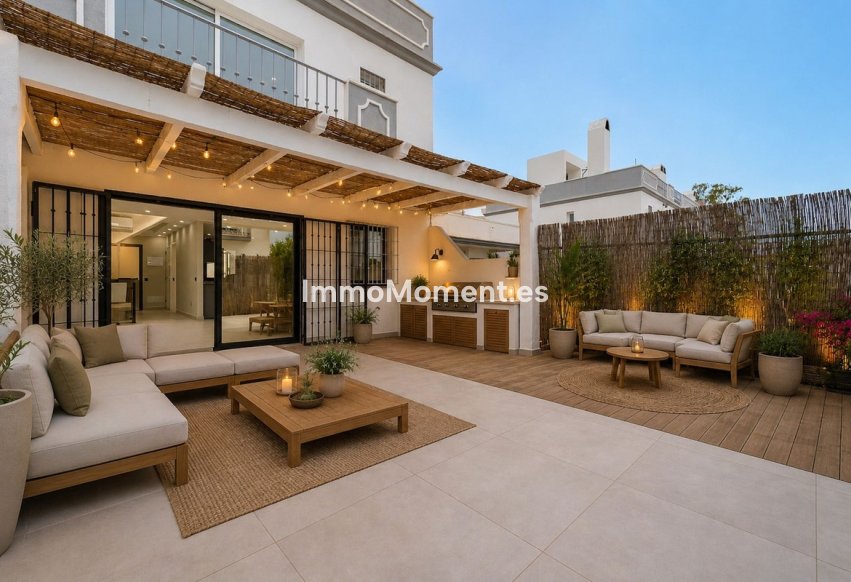 Bestaande woning - Rijtjeshuis - Estepona  - Estepona Centro