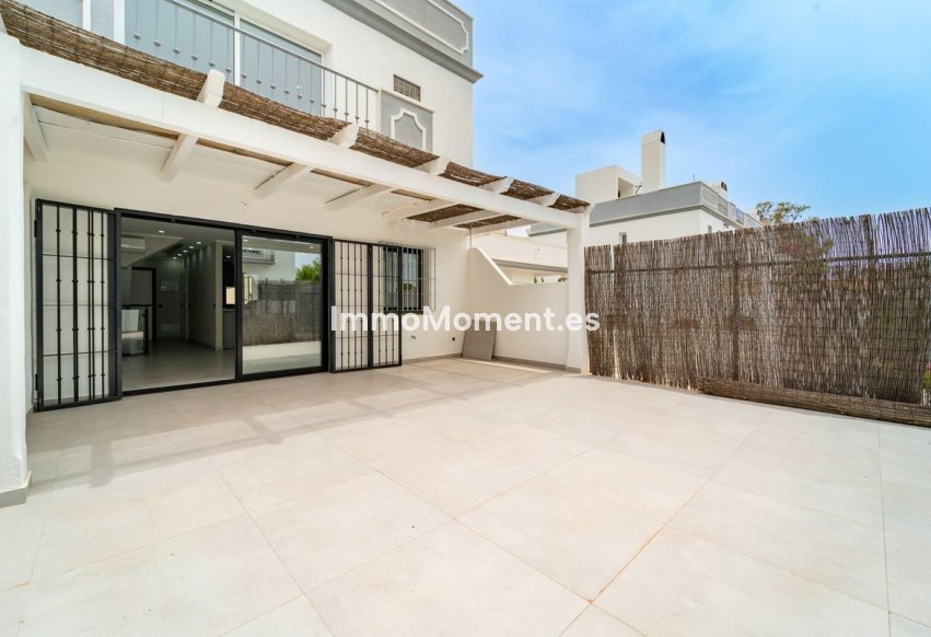 Bestaande woning - Rijtjeshuis - Estepona  - Estepona Centro