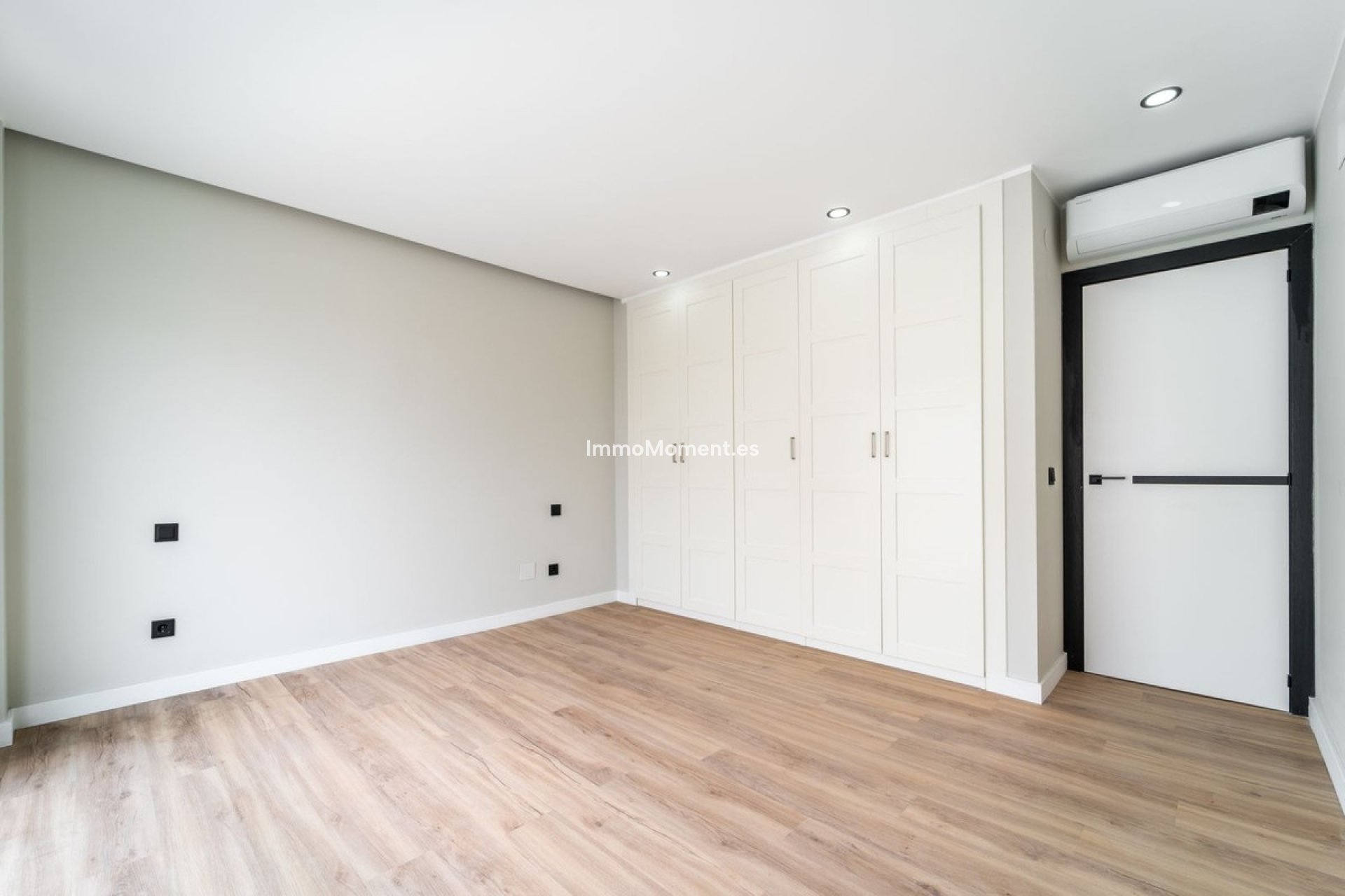 Bestaande woning - Rijtjeshuis - Estepona  - Estepona Centro