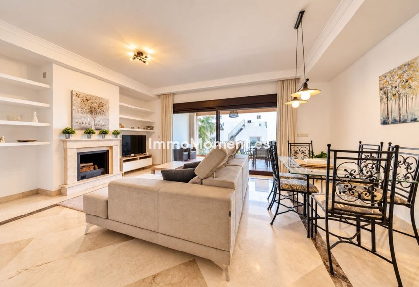 Bestaande woning - Rijtjeshuis - Estepona  - Estepona Centro