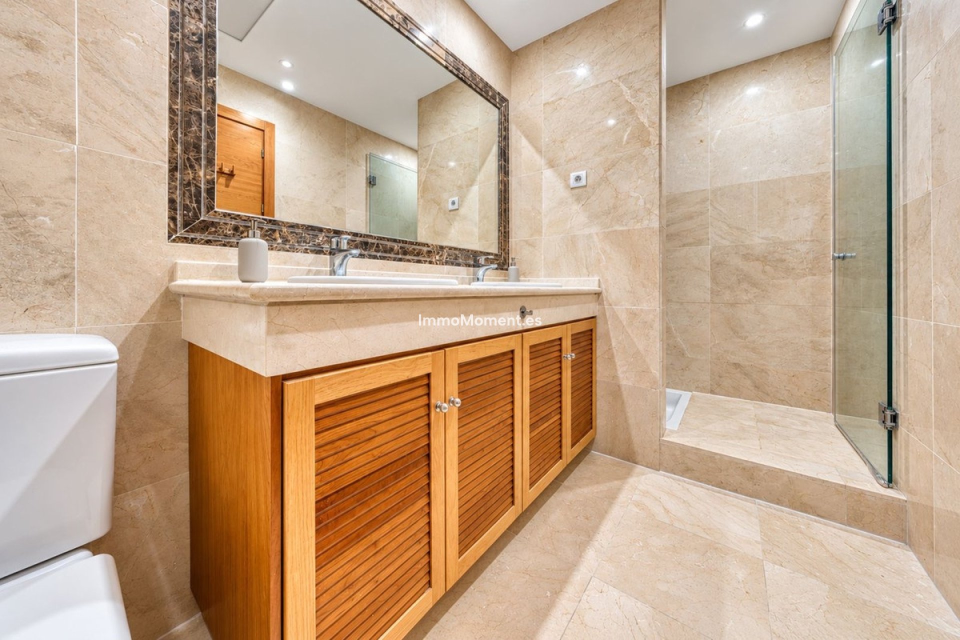 Bestaande woning - Rijtjeshuis - Estepona  - Estepona Centro