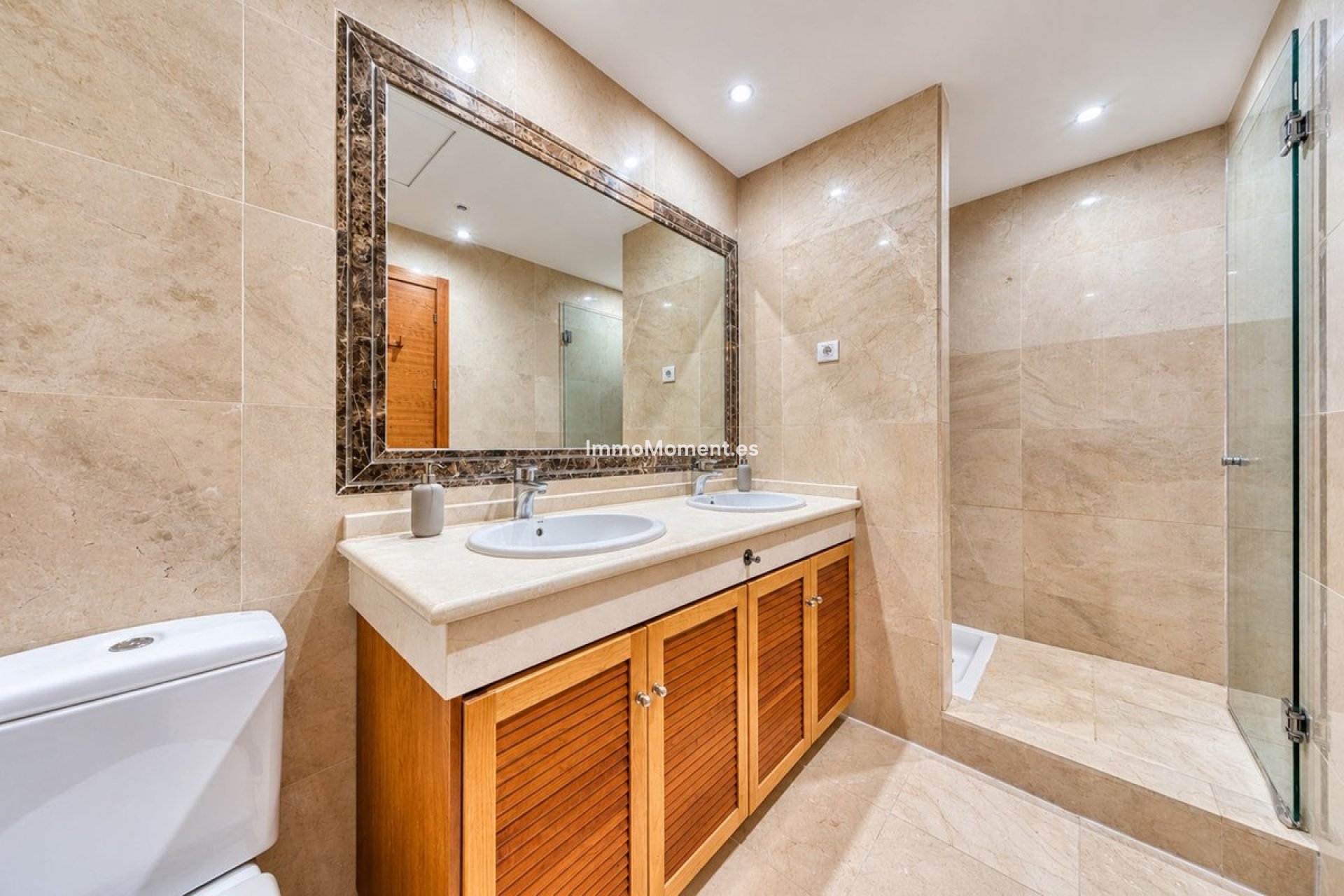 Bestaande woning - Rijtjeshuis - Estepona  - Estepona Centro