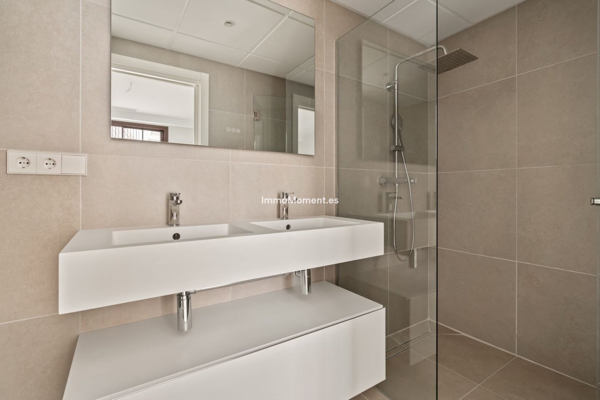 Bestaande woning - Rijtjeshuis - Estepona  - Estepona Centro