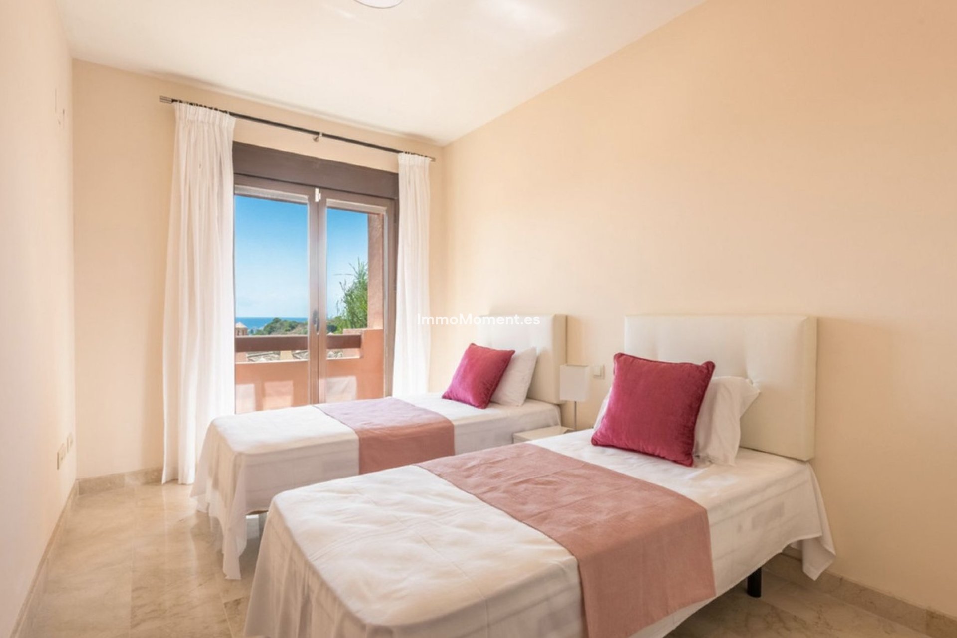 Bestaande woning - Rijtjeshuis - Estepona  - Estepona Centro