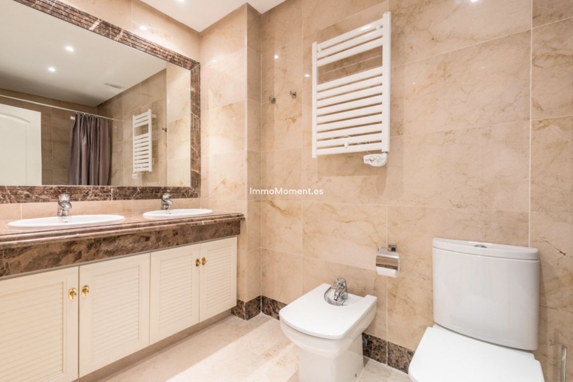 Bestaande woning - Rijtjeshuis - Estepona  - Estepona Centro