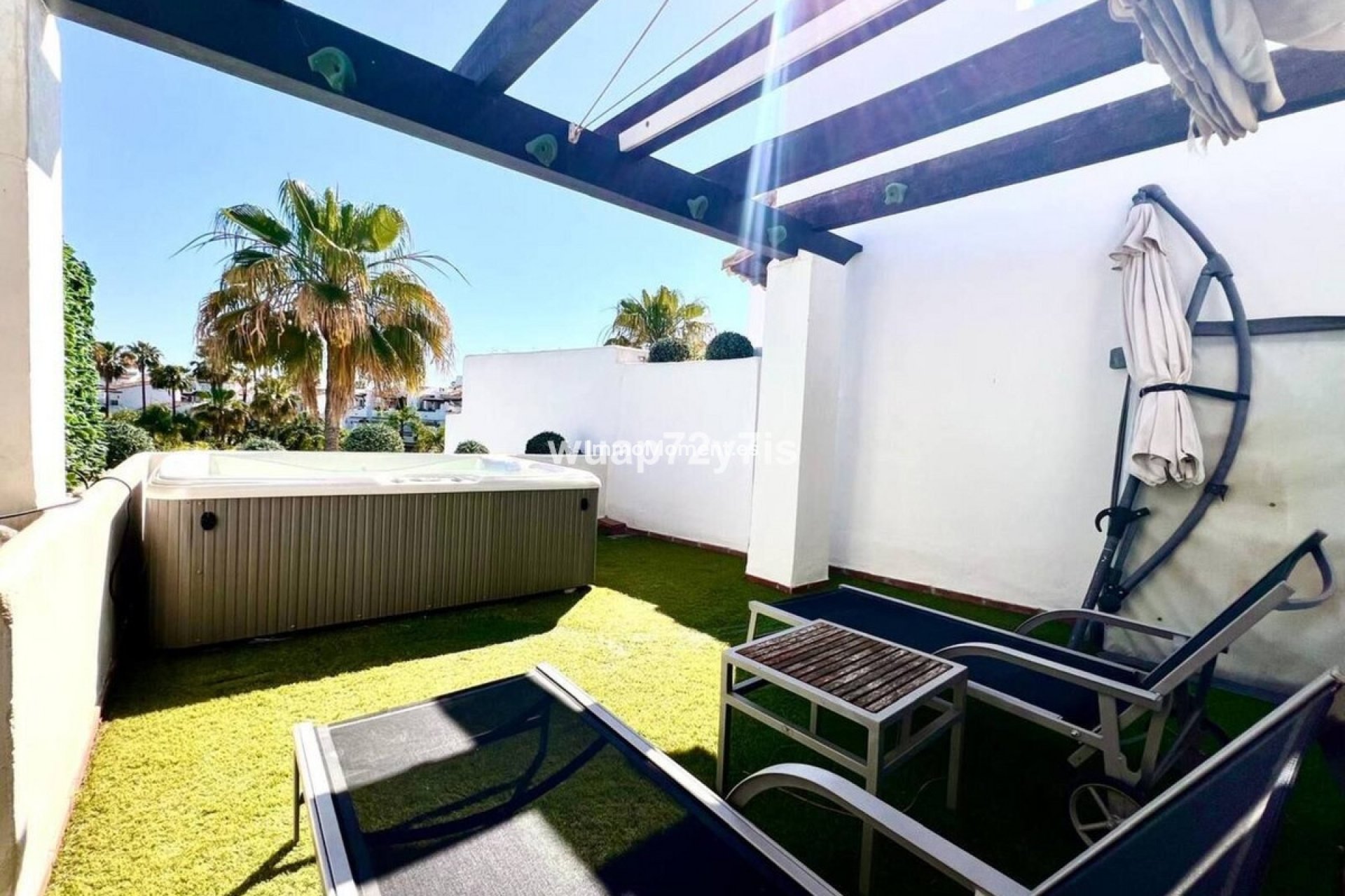 Bestaande woning - Rijtjeshuis - Estepona  - Estepona Centro