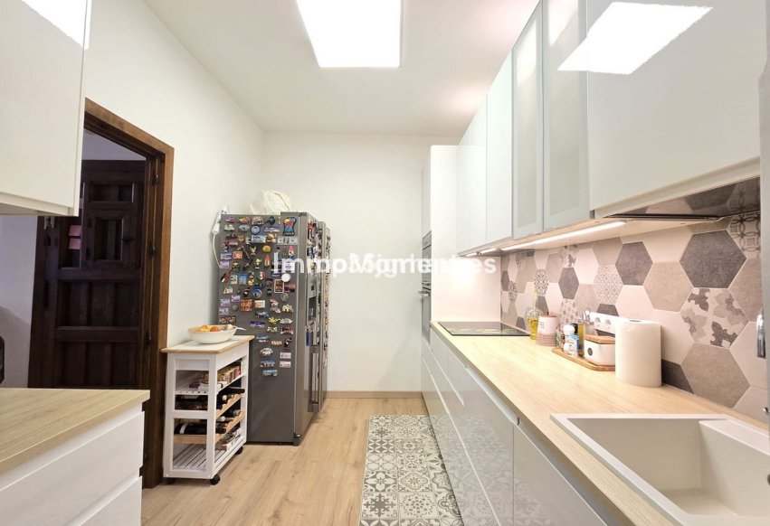 Bestaande woning - Rijtjeshuis - Estepona  - Estepona Centro