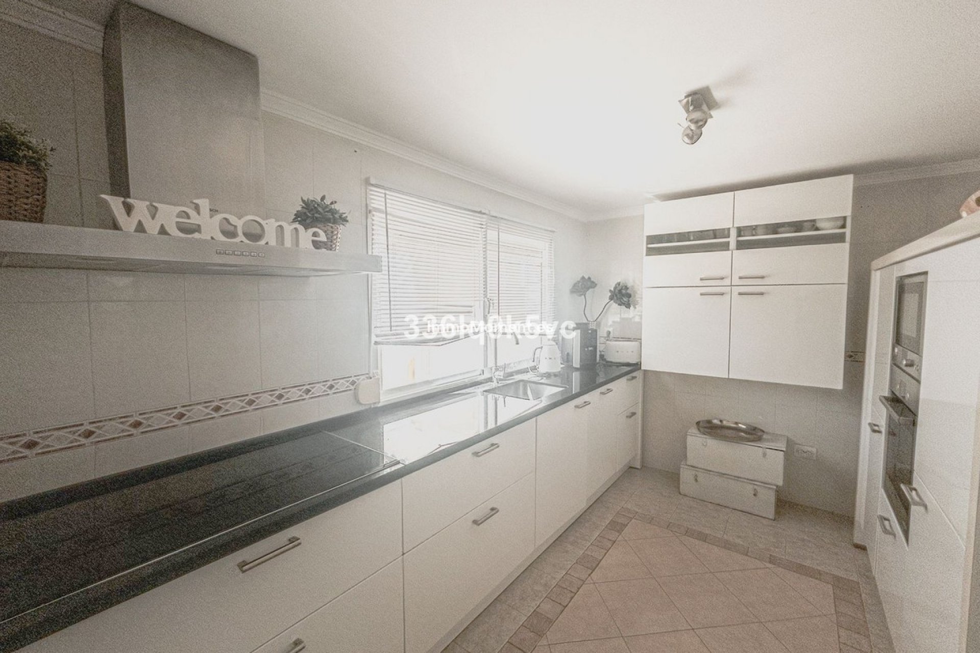 Bestaande woning - Rijtjeshuis - Estepona  - Estepona Centro
