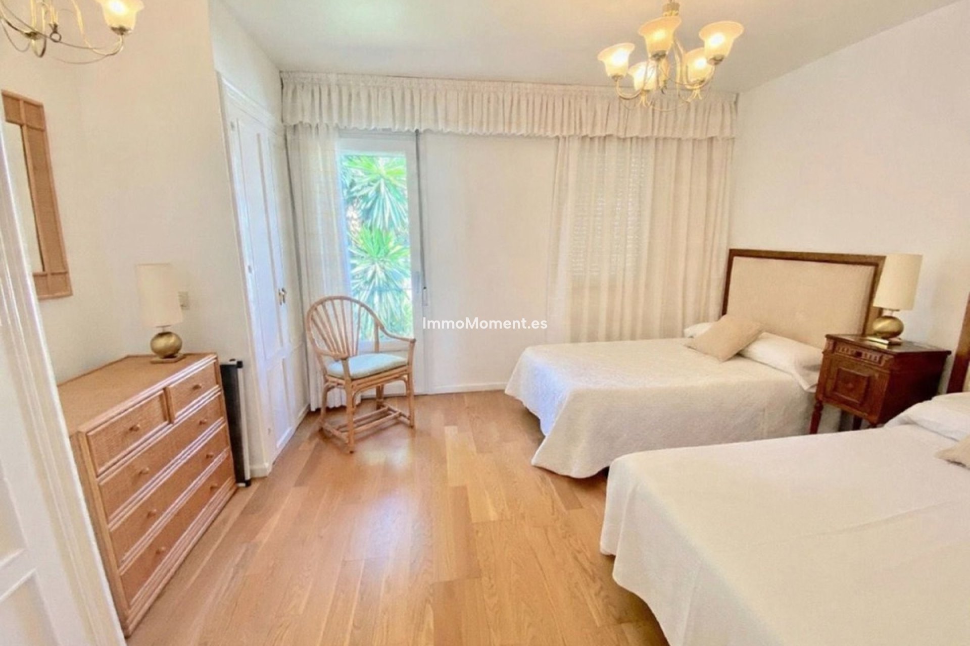 Bestaande woning - Rijtjeshuis - Estepona  - Estepona Centro