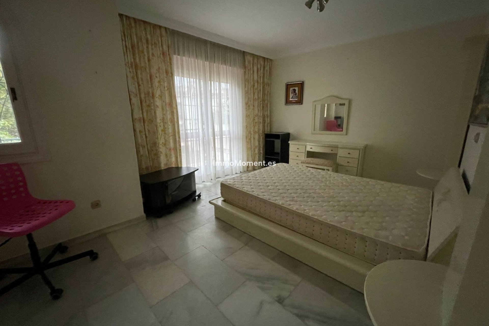 Bestaande woning - Rijtjeshuis - Estepona  - Estepona Centro