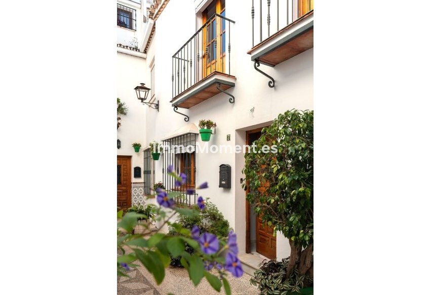 Bestaande woning - Rijtjeshuis - Estepona  - Estepona Centro