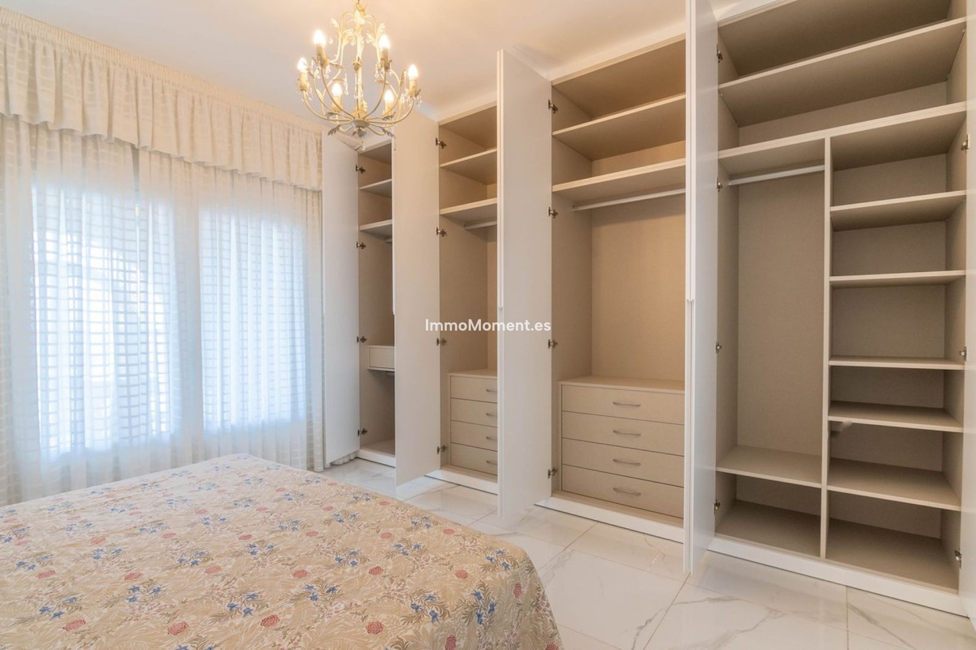 Bestaande woning - Rijtjeshuis - Estepona  - Estepona Centro