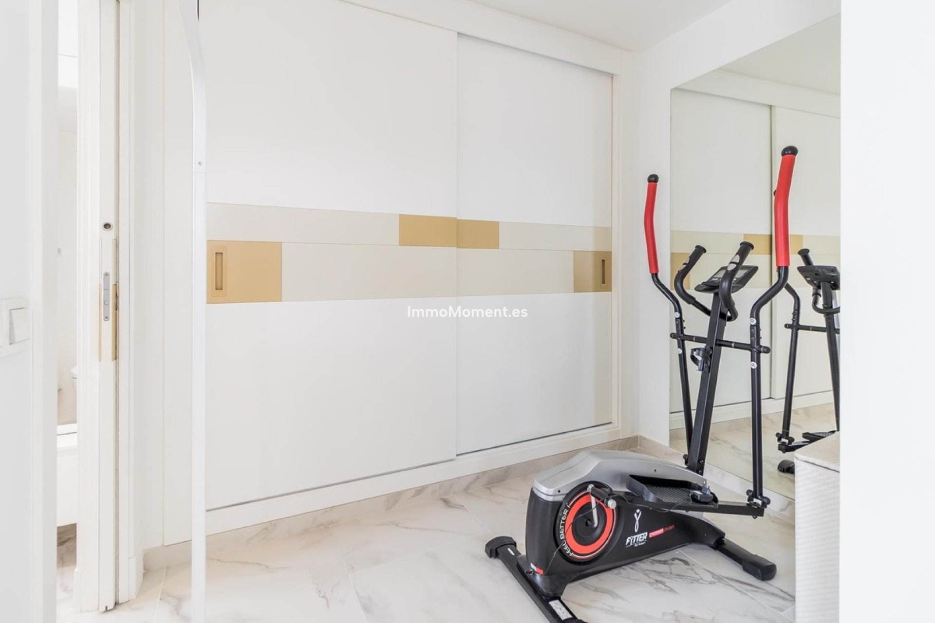Bestaande woning - Rijtjeshuis - Estepona  - Estepona Centro