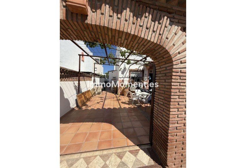 Bestaande woning - Rijtjeshuis - Estepona  - Estepona Centro