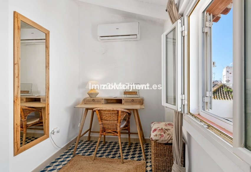 Bestaande woning - Rijtjeshuis - Estepona  - Estepona Centro