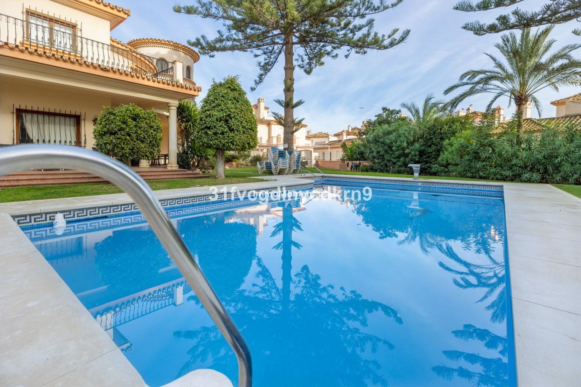 Bestaande woning - Rijtjeshuis - Estepona  - Estepona Centro