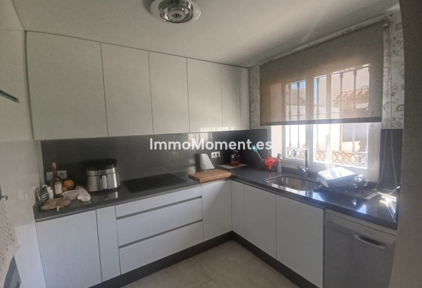 Bestaande woning - Rijtjeshuis - Estepona  - Estepona Centro