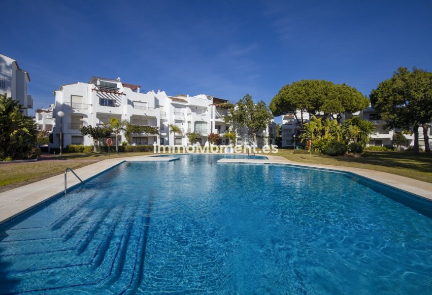 Bestaande woning - Rijtjeshuis - Estepona  - Estepona Centro