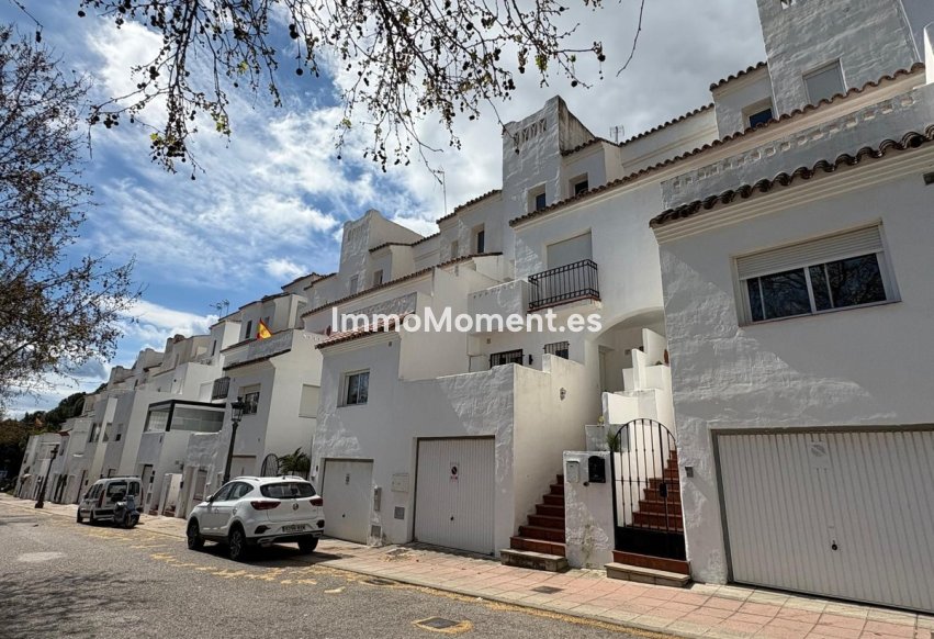 Bestaande woning - Rijtjeshuis - Estepona  - Estepona Centro