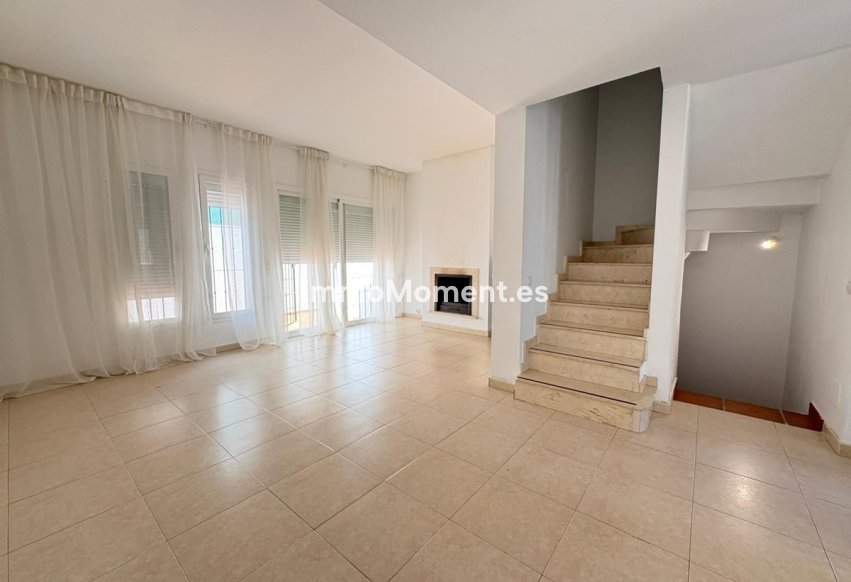 Bestaande woning - Rijtjeshuis - Estepona  - Estepona Centro