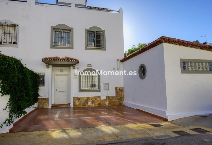 Bestaande woning - Rijtjeshuis - Estepona  - Estepona Centro