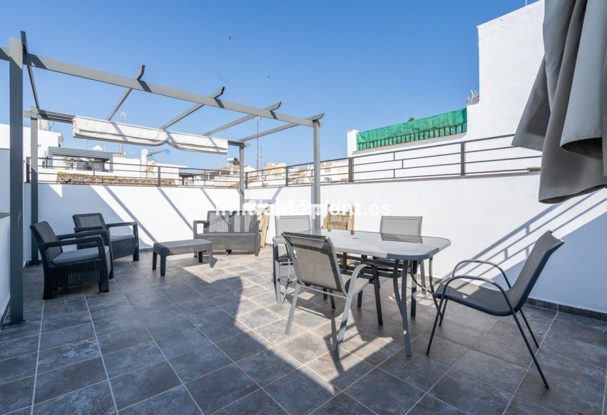 Bestaande woning - Rijtjeshuis - Estepona  - Estepona Centro