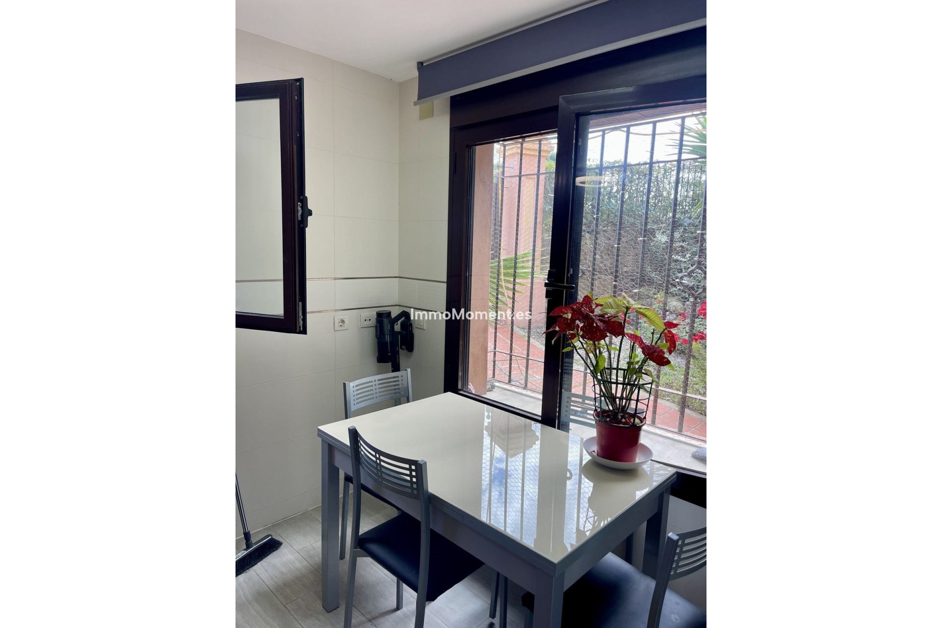 Bestaande woning - Rijtjeshuis - Estepona  - Estepona Centro