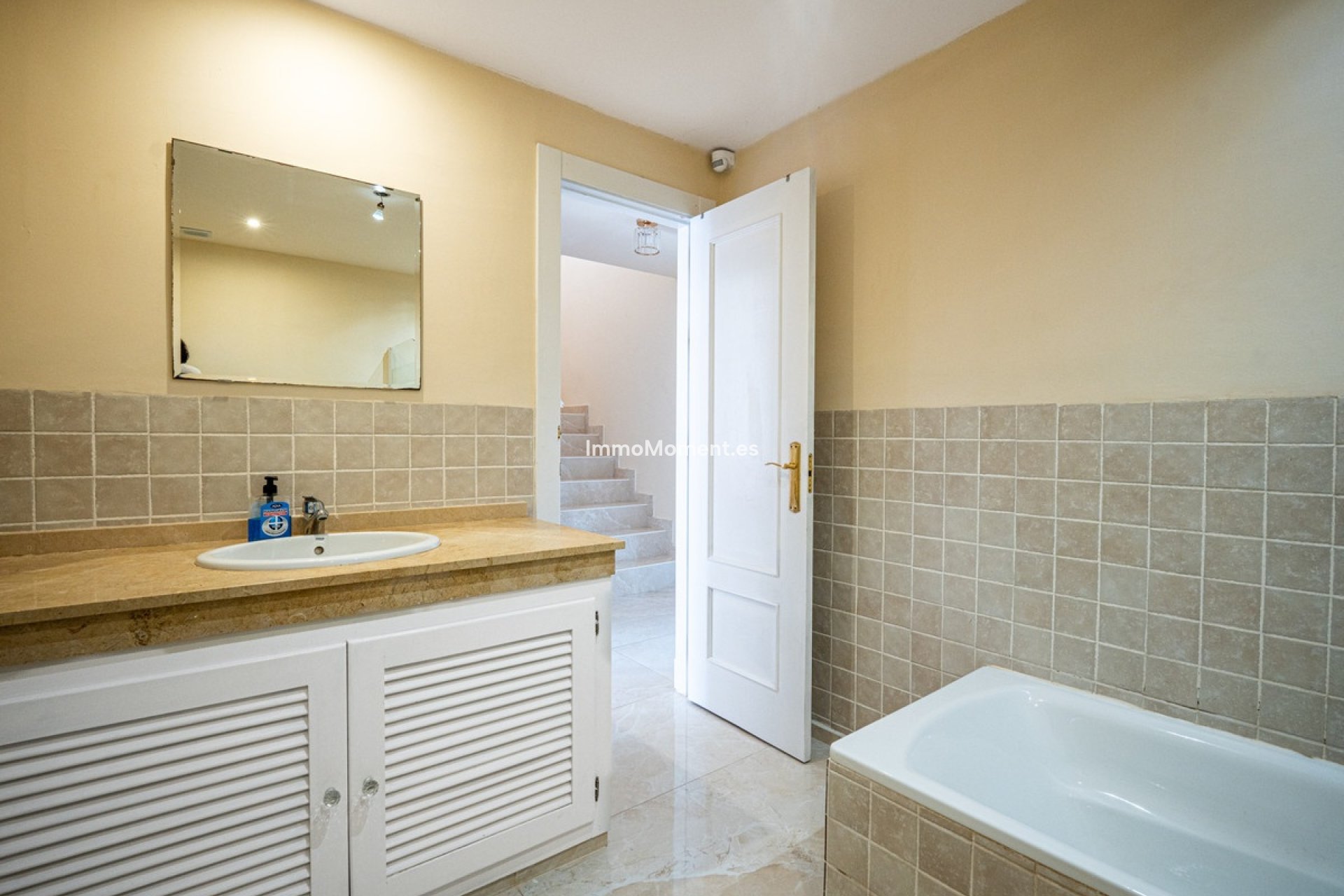 Bestaande woning - Rijtjeshuis - Estepona  - Estepona Centro