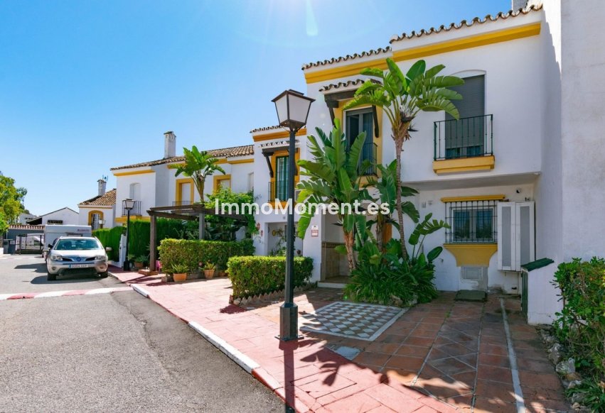 Bestaande woning - Rijtjeshuis - Estepona  - Estepona Centro