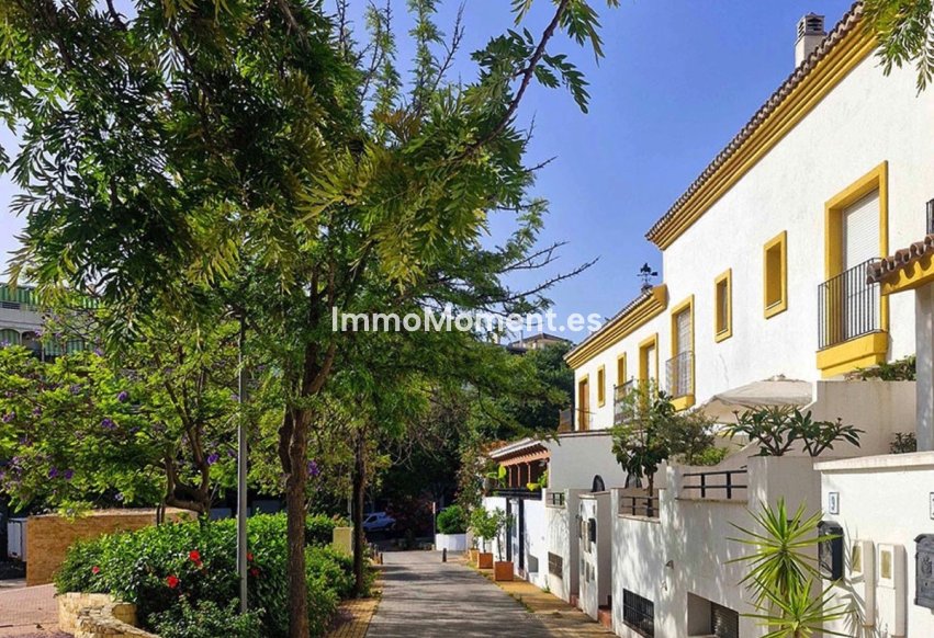 Bestaande woning - Rijtjeshuis - Estepona  - Estepona Centro