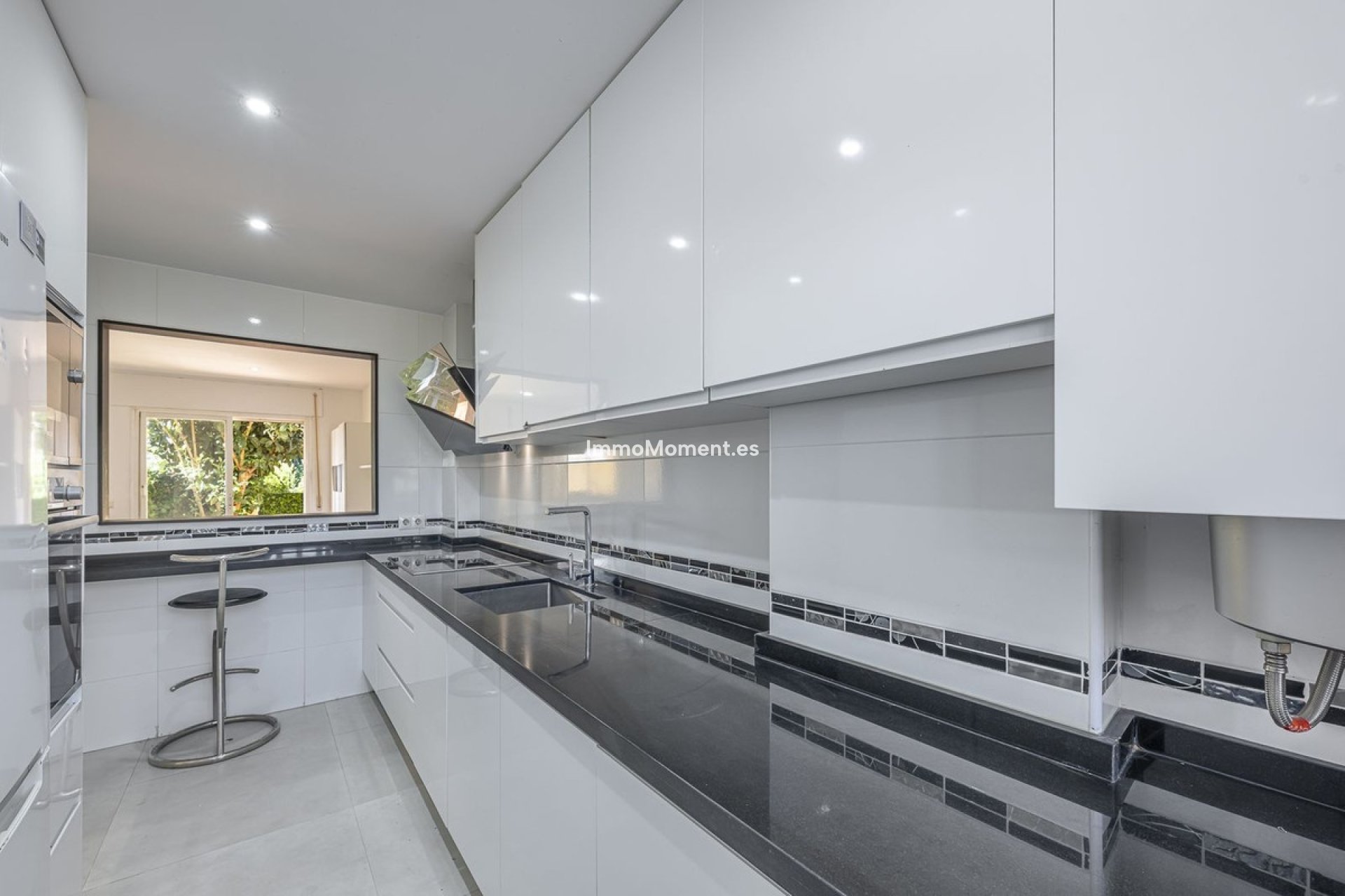 Bestaande woning - Rijtjeshuis - Estepona  - Estepona Centro