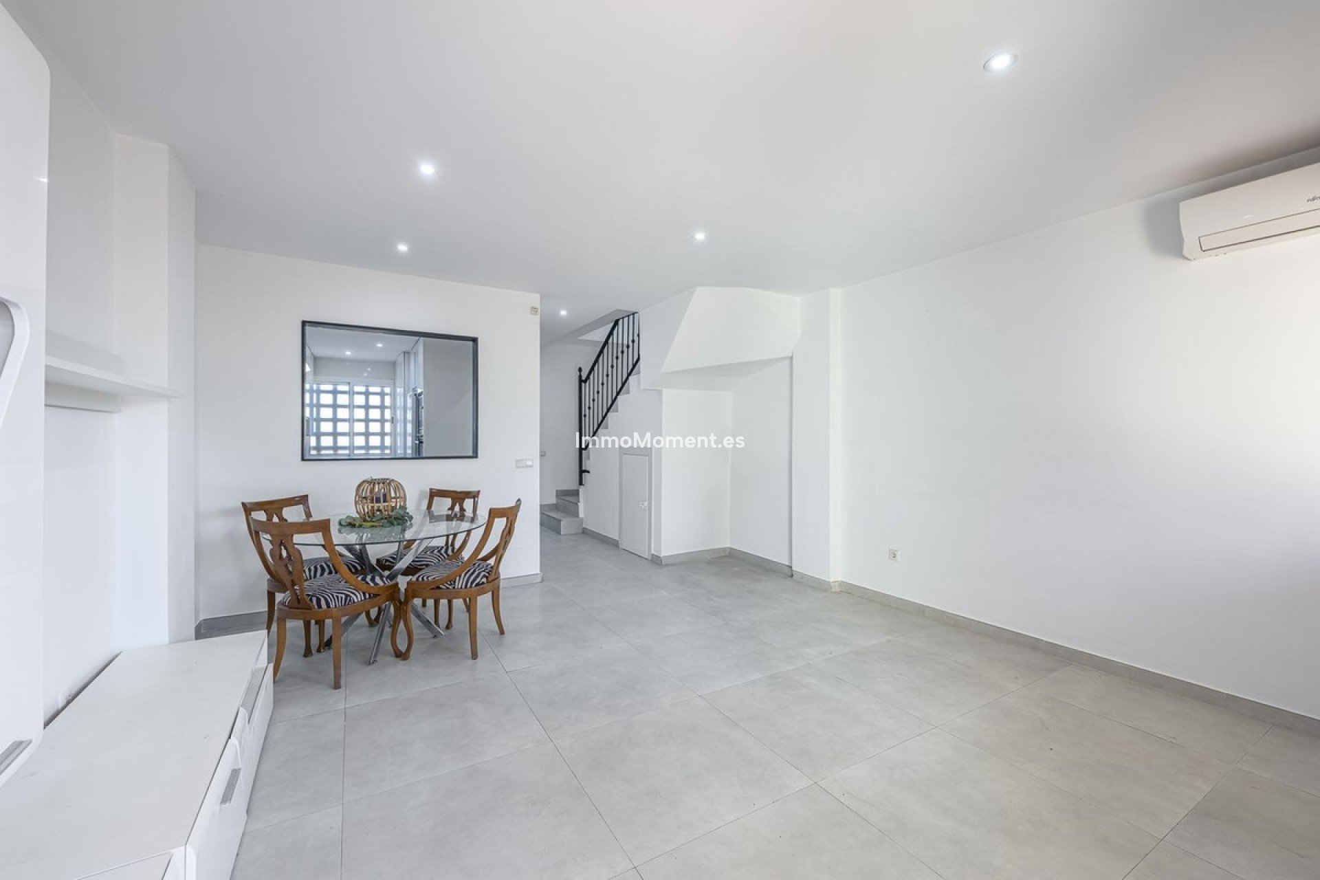 Bestaande woning - Rijtjeshuis - Estepona  - Estepona Centro