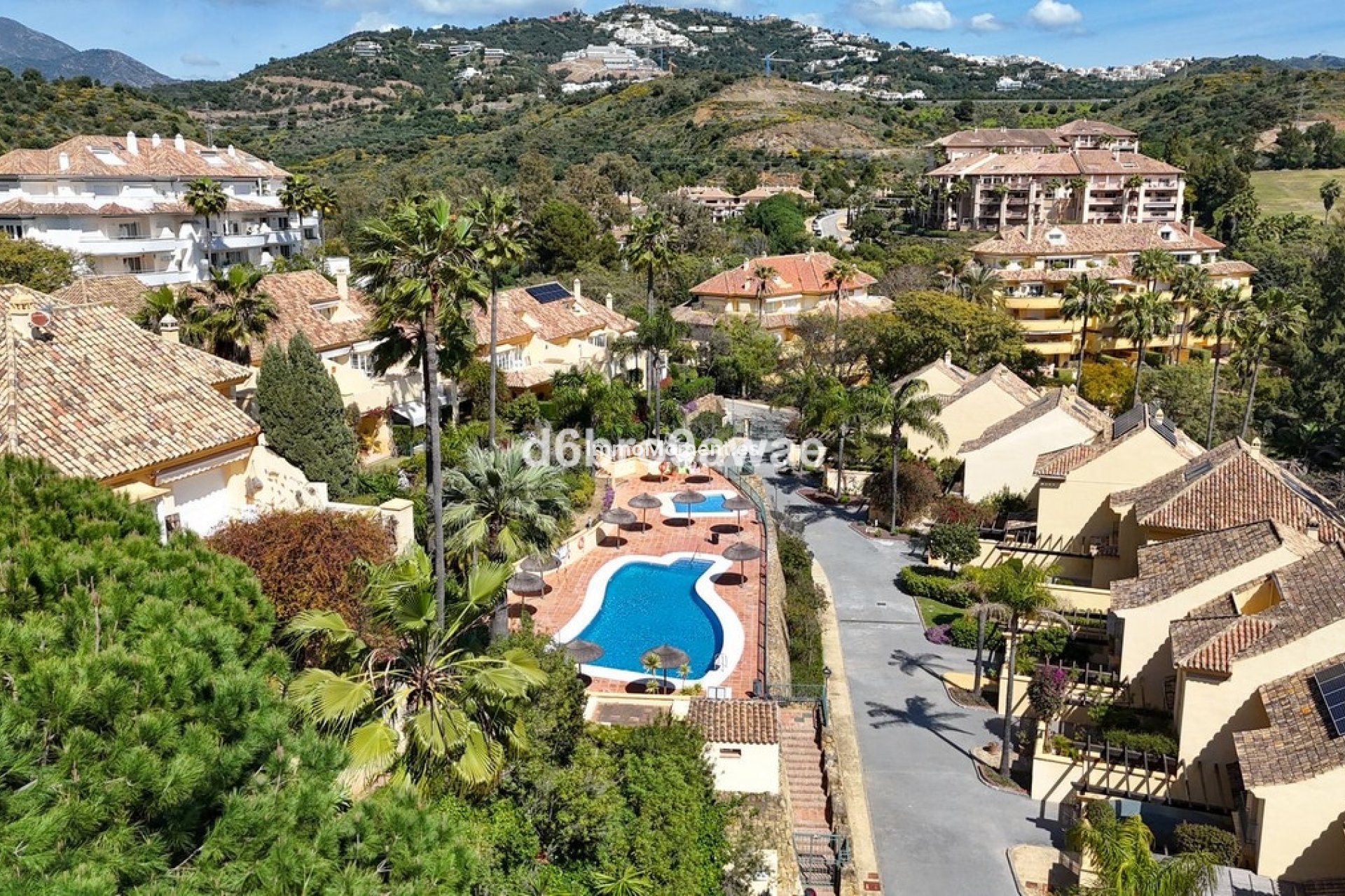 Bestaande woning - Rijtjeshuis - Marbella - Río Real