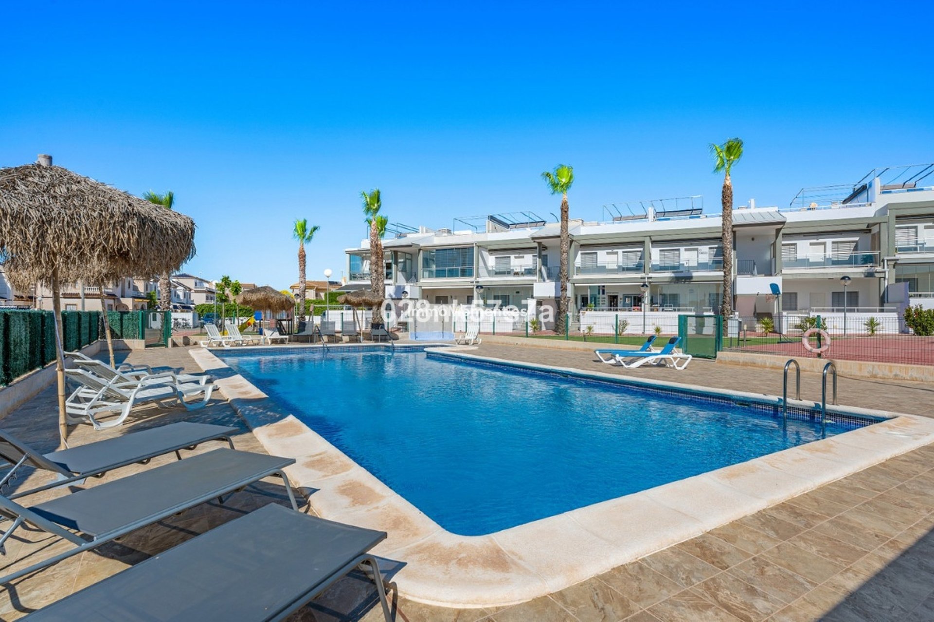 Bestaande woning - Rijtjeshuis - Orihuela - La Florida