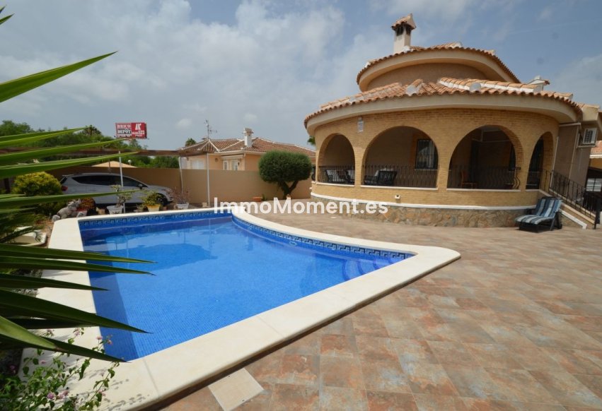 Bestaande woning - Villa - Benijofar