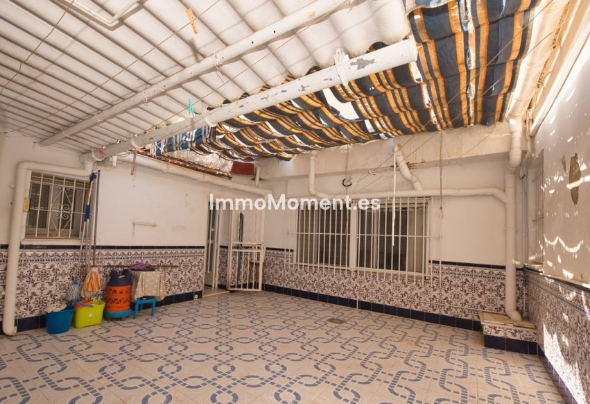 Bestaande woning - Villa - Benijofar