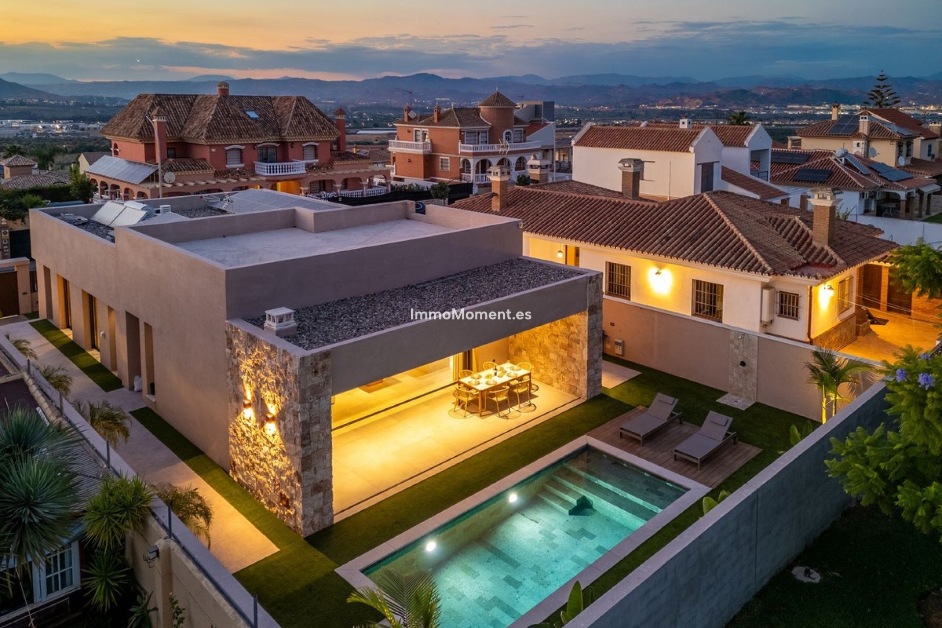 Bestaande woning - Villa - Binnenland  - Alhaurín de la Torre