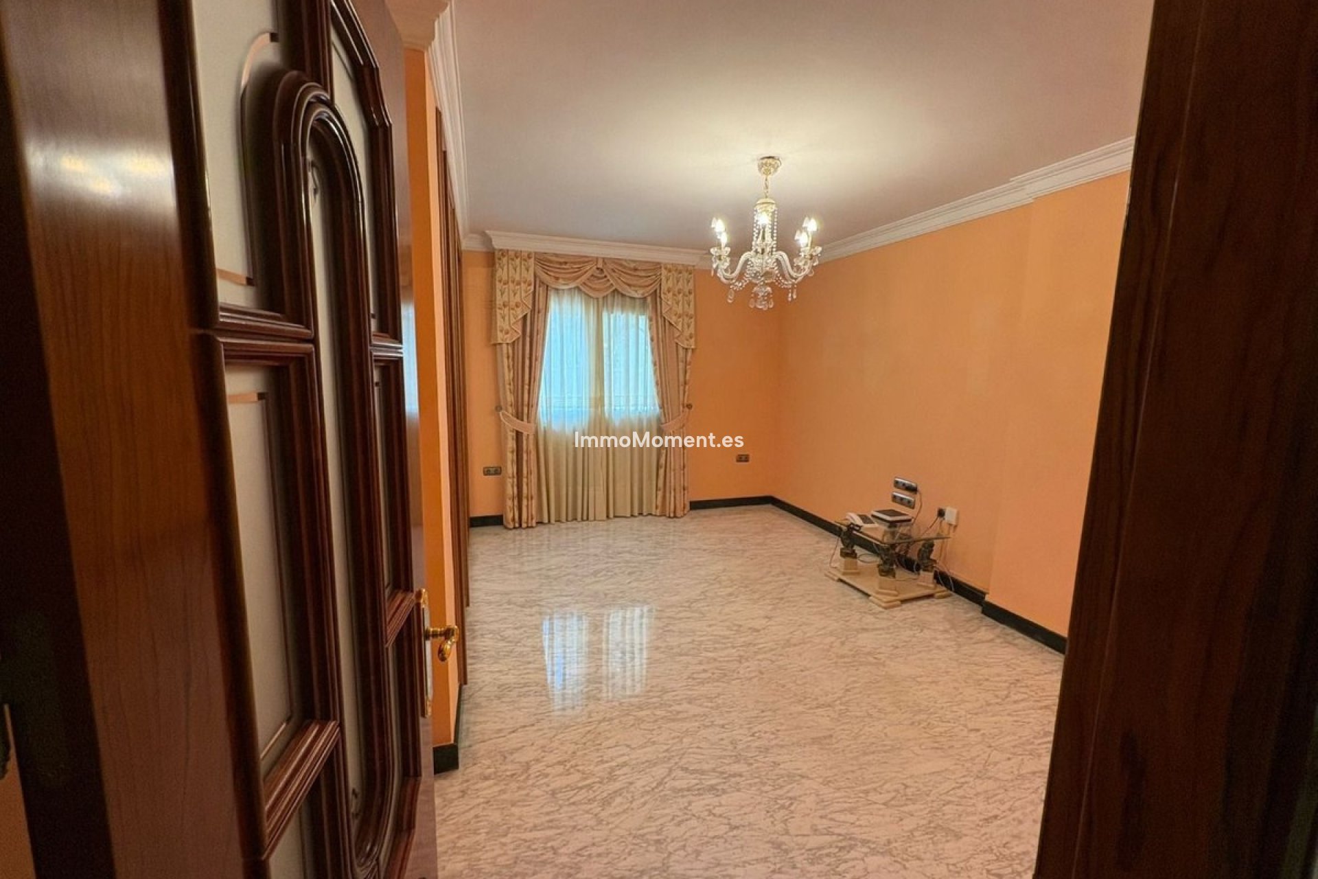 Bestaande woning - Villa - Binnenland  - Alhaurín de la Torre