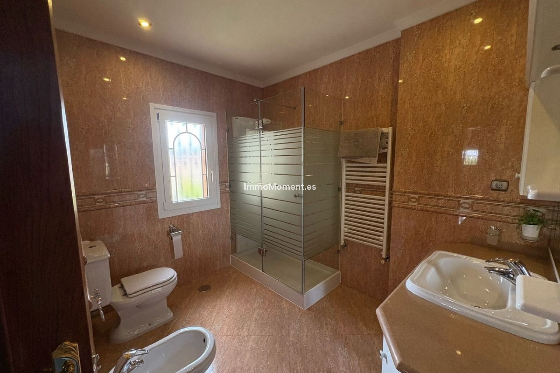 Bestaande woning - Villa - Binnenland  - Alhaurín de la Torre