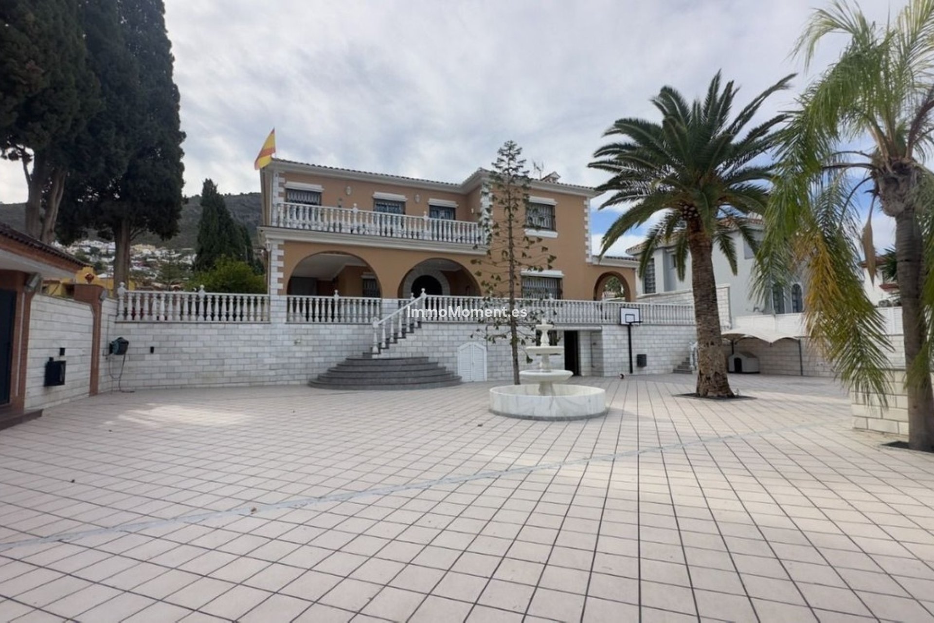 Bestaande woning - Villa - Binnenland  - Alhaurín de la Torre