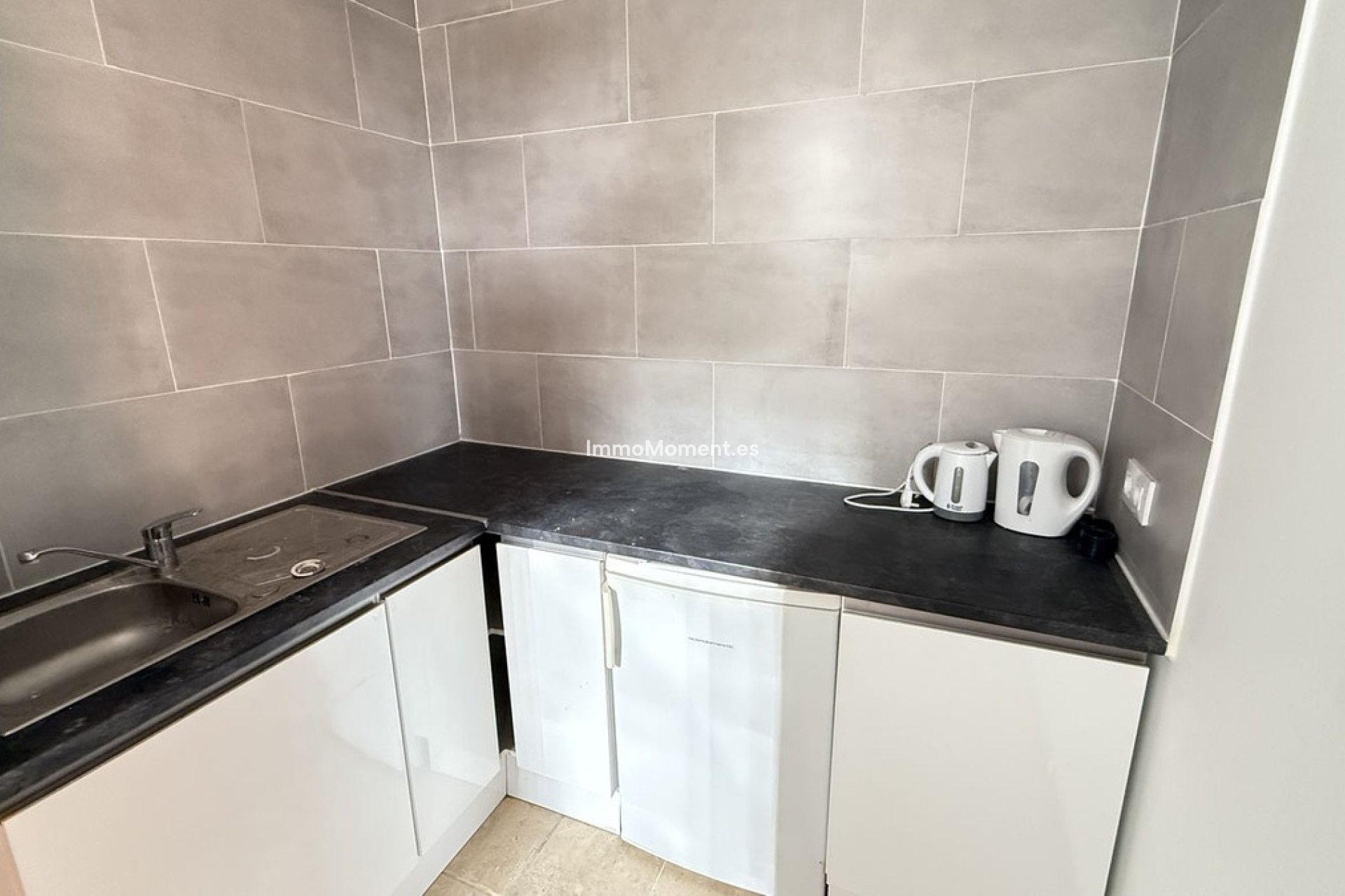 Bestaande woning - Villa - Binnenland  - Alhaurín de la Torre