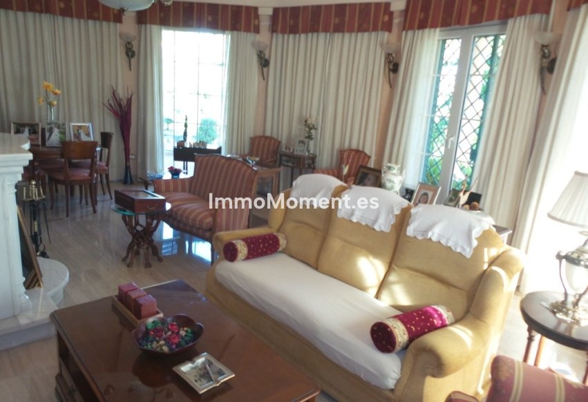 Bestaande woning - Villa - Binnenland  - Alhaurín de la Torre