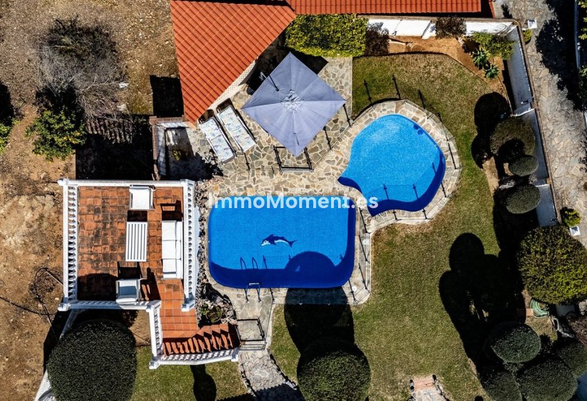 Bestaande woning - Villa - Binnenland  - Alhaurín de la Torre